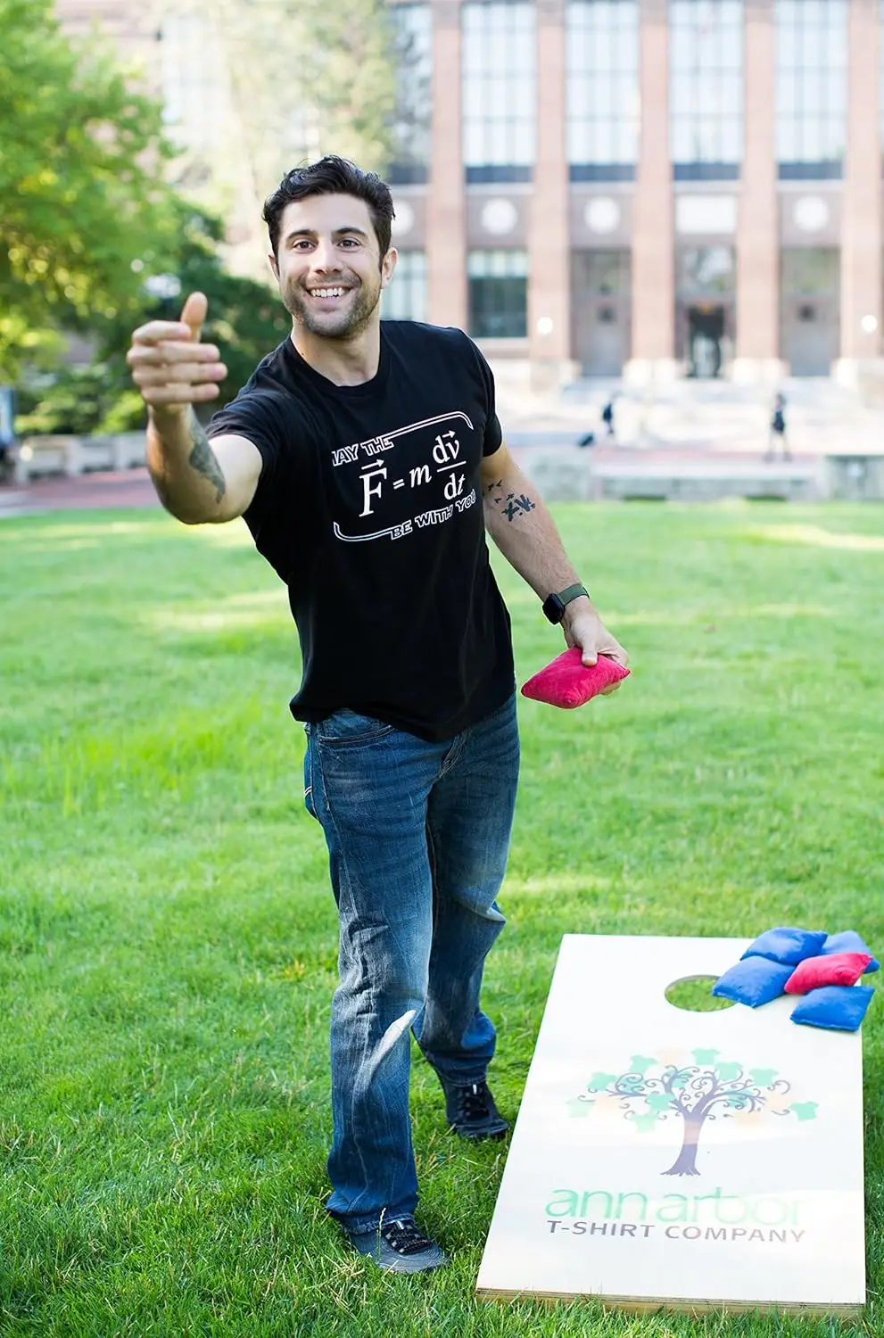 Футболка может быть с вами (F = m * dv/dt) | Забавная футболка унисекс по научной физике