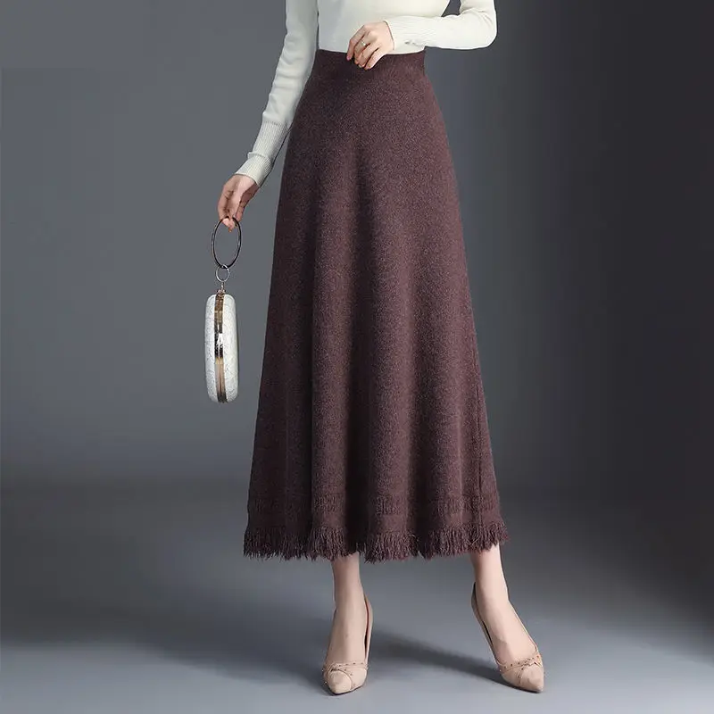 

2022 Autumn Tassels Burr Women Skirts High Waist Solid Knitted Vintage Skirt Woman Calf-length Skirts for Women Fashion X138