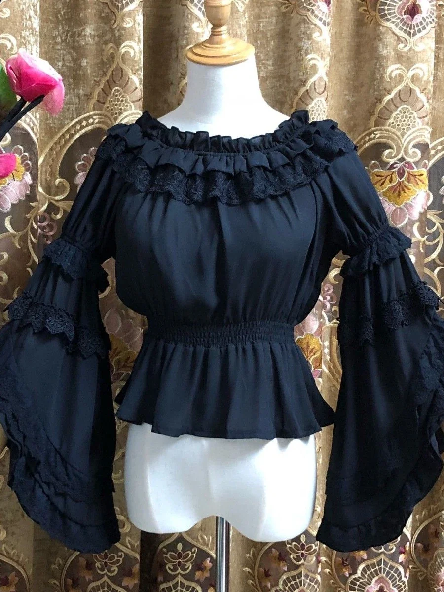 Женская кружевная блузка с вырезом лодочкой белая составного кроя в японском