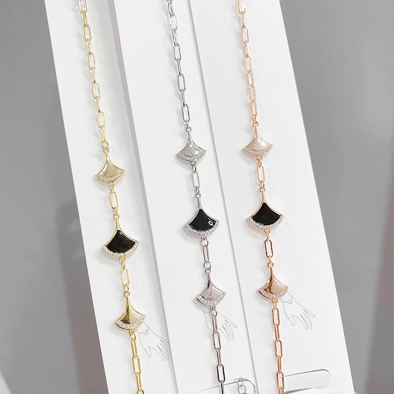 

Wholesale Fashion Skirt Bracelet Small Fan-Shaped Black Agate INS Elegant Women's Internet Celebrity Bangle