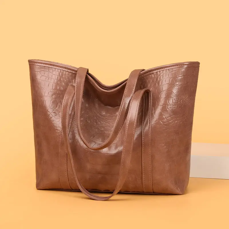 Женские модные сумки 2022 Весенняя трендовая Сумка-тоут из искусственной кожи