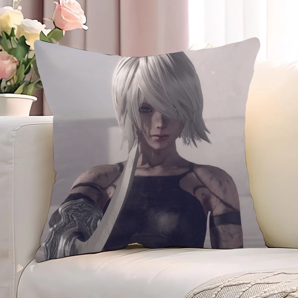 Плюшевая подушка N-Nier