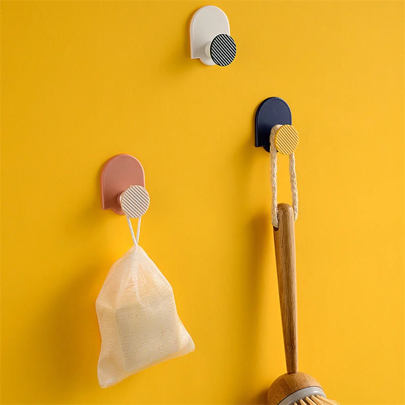 

4pcs Mixed Home Decor Hooks Self-adhesive Multi-purpose Hooks for Keys Clothes Cap Sundries Kitchen Bathroom Organizer Hooks