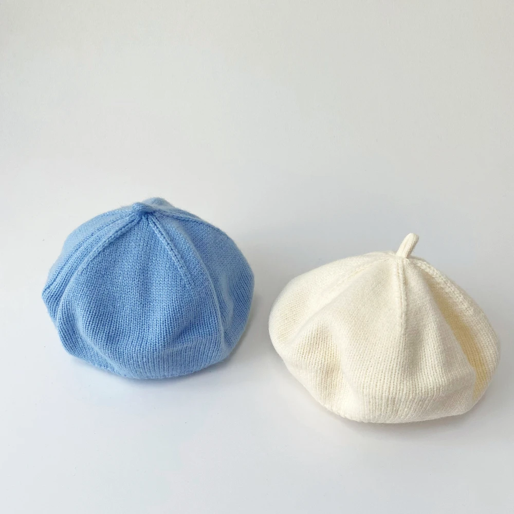 

2023 New Autumn Winter Hats Solid Color Acrylic Warm Beret Vintage Knitted Hats For Baby Boys Girls Kids Artist Painter Beanie
