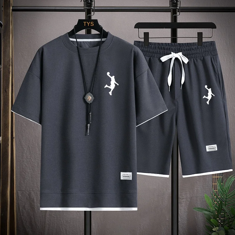 New men's print set for summer 2023. Fashionable linen. Casual T-shirt shorts. Short-sleeved tracksuit two-piece