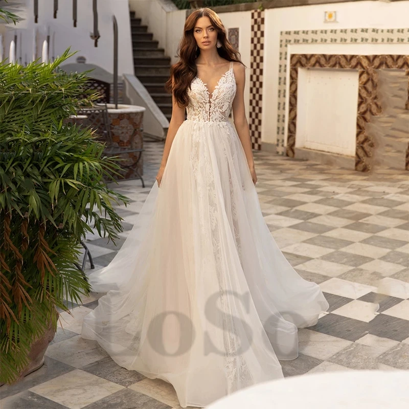 

Elegant Wedding Dress Buttons V-Neck Exquisite Appliques Sleeveless Tulle Princess Mopping Gown Robe De Mariee For Women