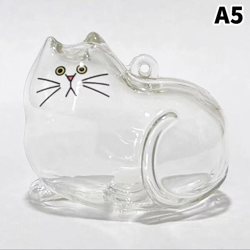 

Брелок для хранения кошачьей шерсти