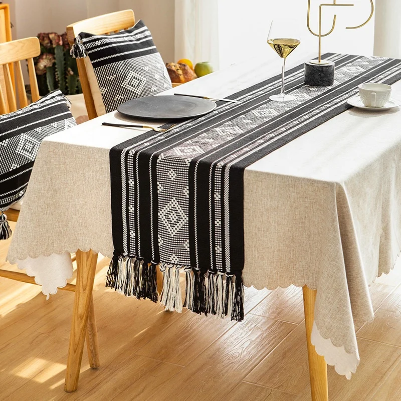 

Handmade Knitted Cotton Woven Fabric Home Decor Dining Table Wedding Table Decoration Table Runner Nordic Fashion Black/Khaki