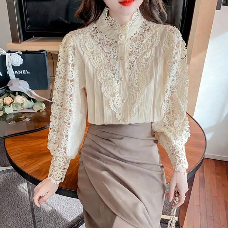Fashion Runway Petal Sleeve Stand Collar Hollow Out Flower Lace Patchwork Shirt Femme Blusas All-match Women White Blouse |