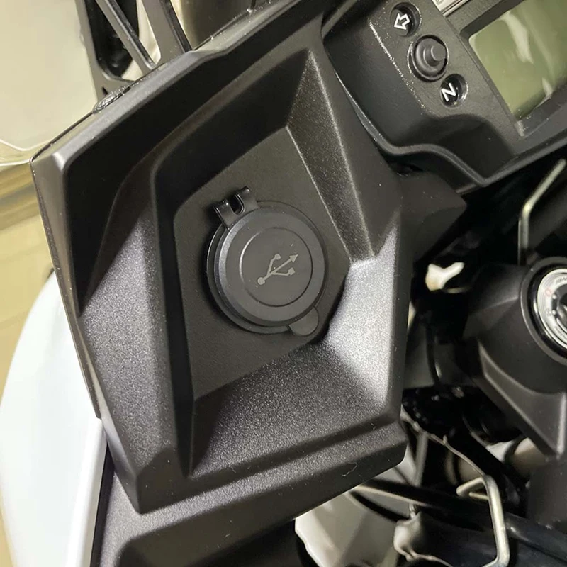Переходник для зарядного устройства с двумя USB-портами мотоциклов Kawasaki Versys 650 1000