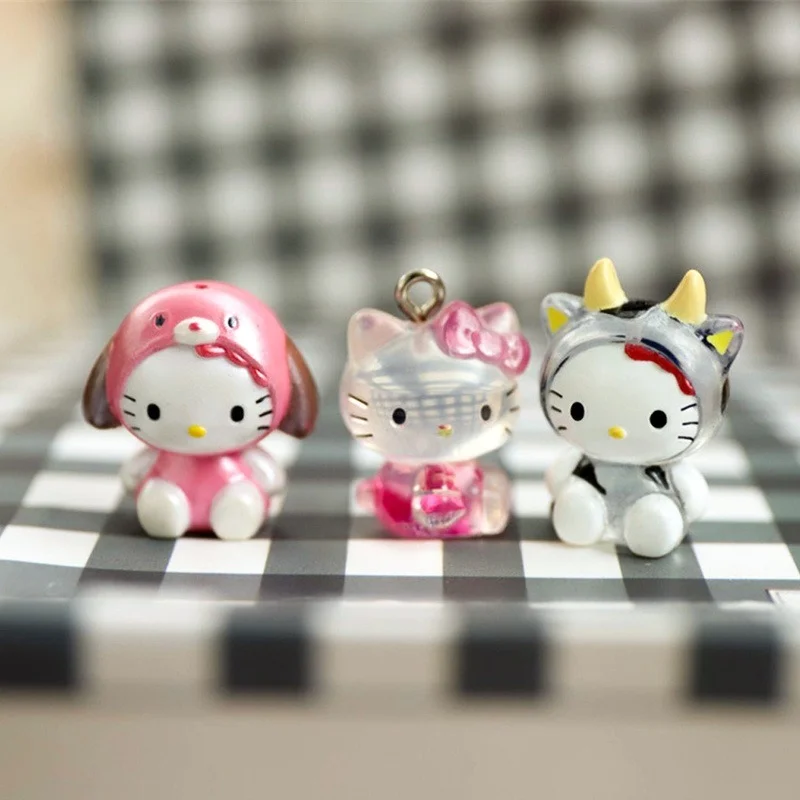 1pcs Kids Gifts Mini Figurine Hellokitty Decoration Cute Anime Doll Model Toys 1-3cm Keychain Pendant Action Figure |