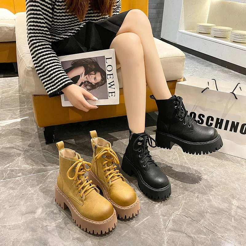 

Женские ботинки с круглым носком, Осенняя обувь на плоской подошве, зимняя обувь, женские ботильоны на резиновой подошве и высоком каблуке, 2023, в стиле рок, Лолита, со шнуровкой Sh