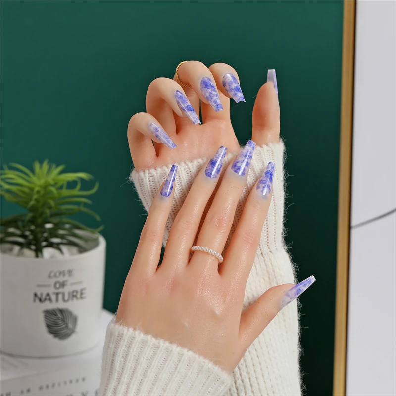 

24PCS Full Cover Detachable Finished Fingernails Snow Patches Press on Detachable Manicure Fake Nail Full Cover For women