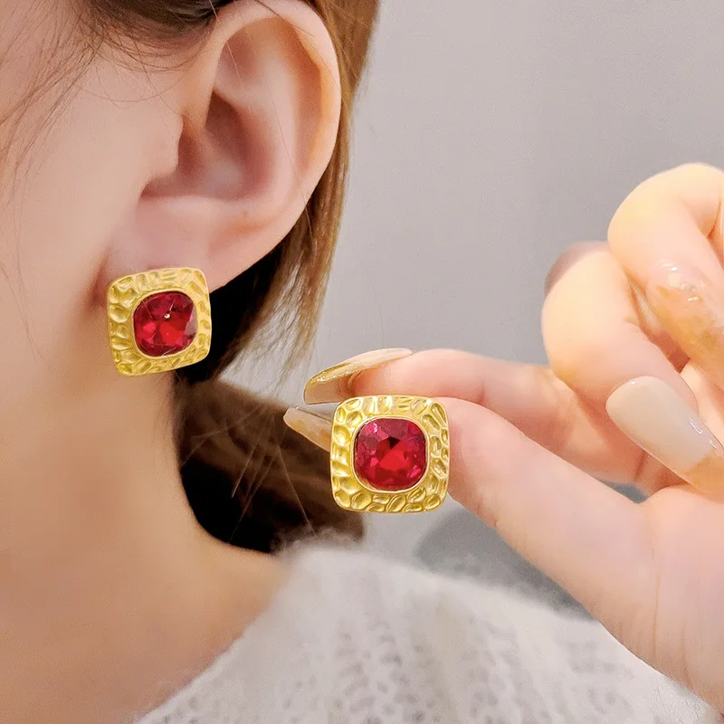 

Korean Sterling Silver Jewelry Silver Jewelry Design Multicolor Glass Ear Studs Korean Premium Jewelry Wholesale Fashion Jewelry
