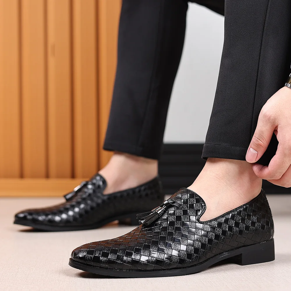 

New Trend Mens Tassels Brogue Pointed Oxford Shoes Dress Wedding Prom Homecoming Office Footwear Sapato Social Masculino