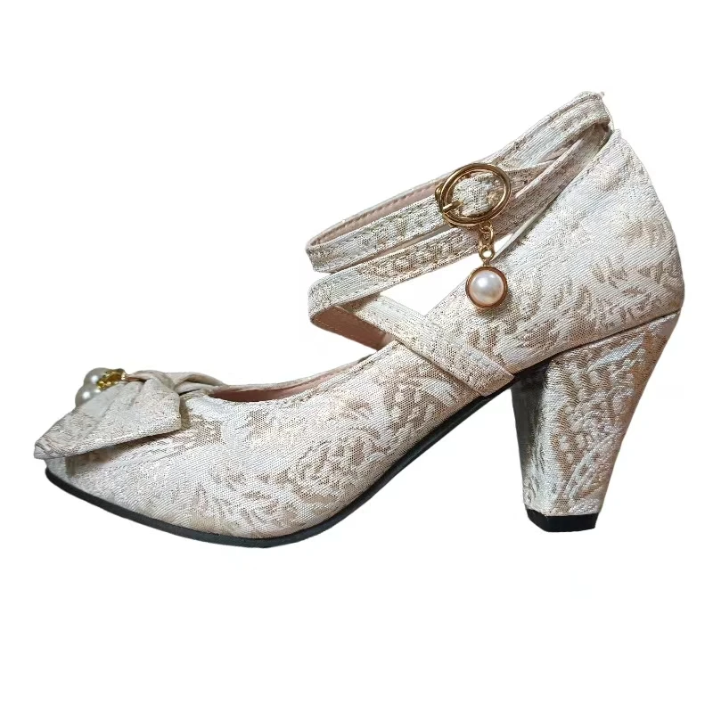 Новинка ботинки в китайском стиле большой размер 42-50 с мелким ремешком и бантом