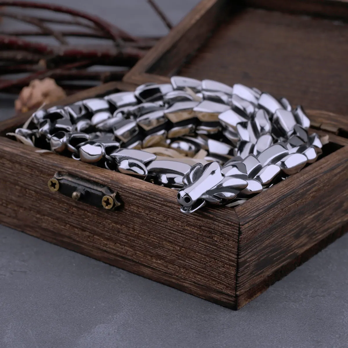 The Nordic Vikings Ouroboros Vintage Punk Necklace for Men Never Fade Stainless Steel Fashion Hippop Street Culture Wholesale