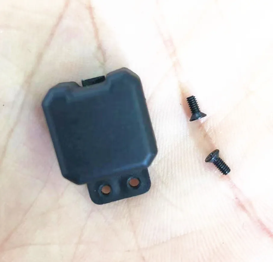 Экшн-адаптер для вспышки/Пылезащитная крышка