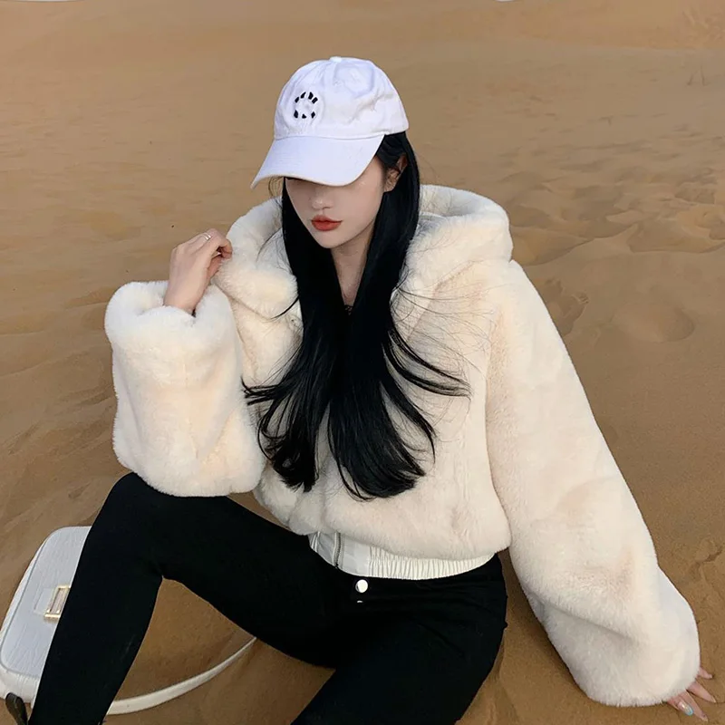 Stylish Plush Faux Fur Coat For Women Winter 2022 New Thick Design Sense Matching Short Hooded Pure Color Warm Coats Female