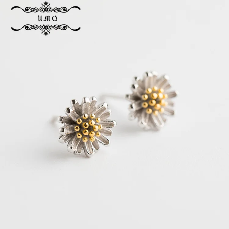

Серьги-гвоздики из серебра 925 пробы в Корейском стиле