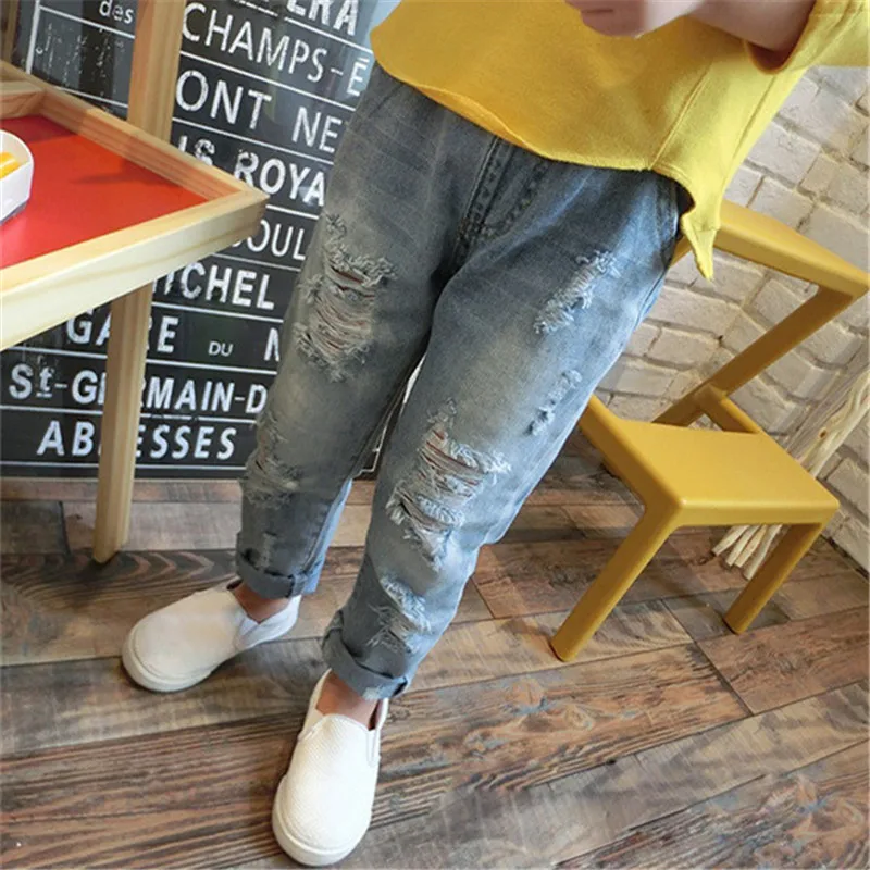 

Джинсы детские потертые, на Возраст 3-10 лет