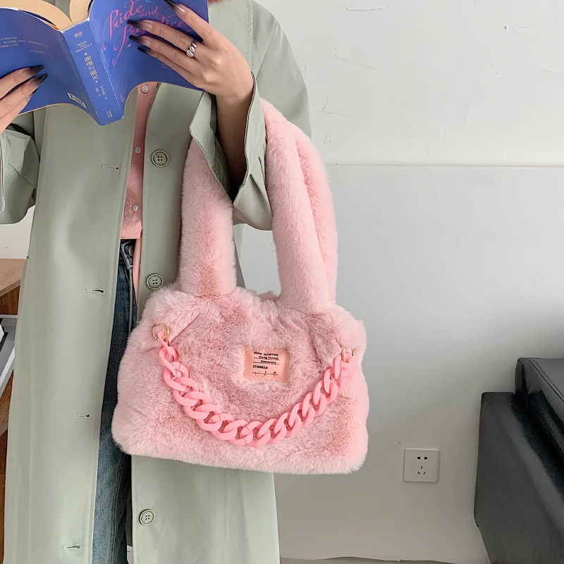 Soft Touch Shoulder Bags for Women 2023 New Trend Winter Korean Fashion Faux Fur Ladies Handbags Thick Chian Candy Color Bag