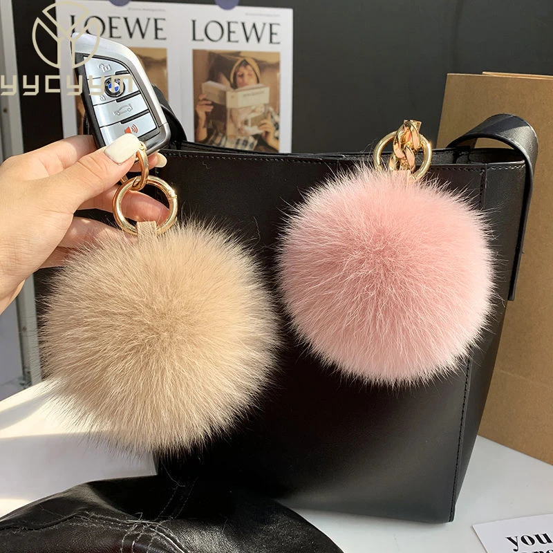 

2023 Fluffy Real Fox Fur Ball Poms Keychain For Women Luxury Pompom Keyring Accessories Bag Decoration Emo Trinket Jewelry Gifts