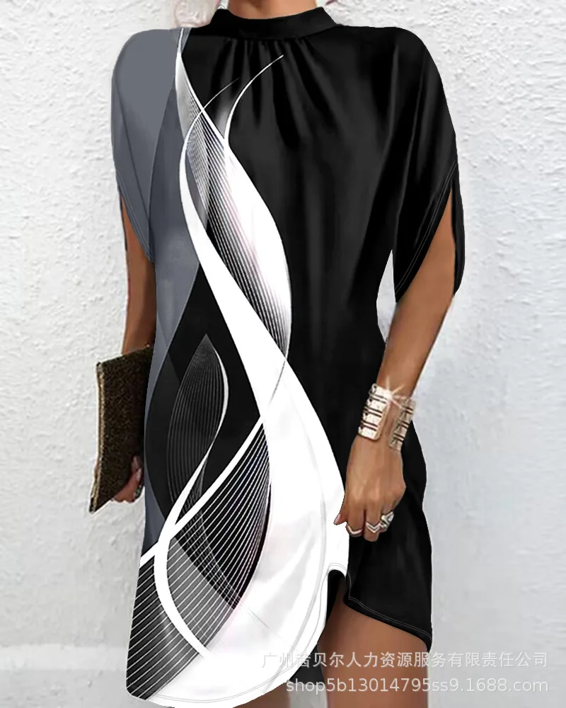 

Платье-мини женское с ложным воротником и абстрактным принтом