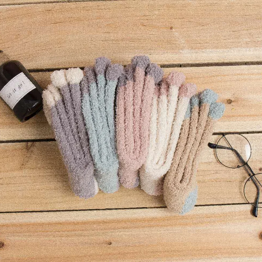 5 Pairs Warm Women Coral Fleece Socks Ladies Thickened Sleep Floor Socks Pure Color Mid-tube Casual Women Socks
