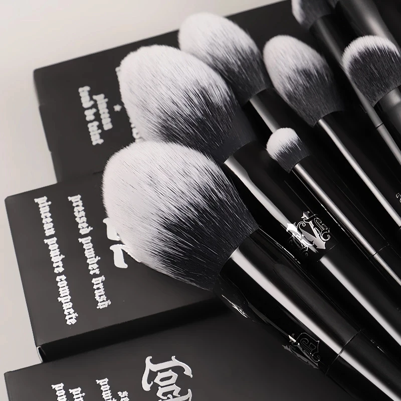

11Pcs Makeup Brushes Set Cosmetic Foundation Powder Blush Eye Shadow Blending Concealer Beauty Kit Make Up Brush Tool Maquiagem