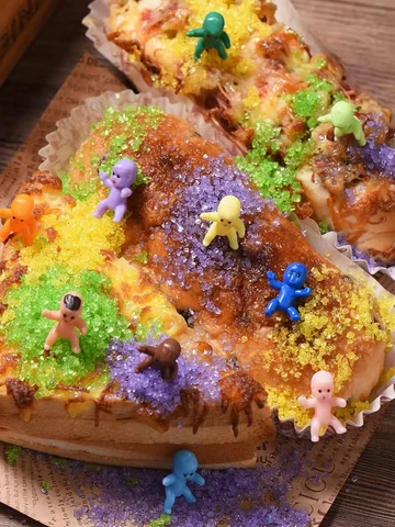 Пластиковые миниатюры малышей