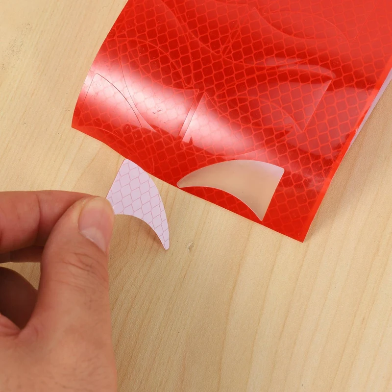 2 шт. светоотражающие шипы для мотоциклетного шлема