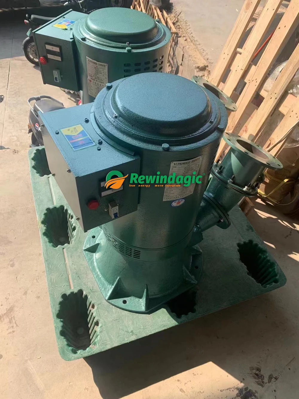 Гидравлический турбинный генератор мощностью 30 кВт 30000 Вт трехфазный 380 В 400