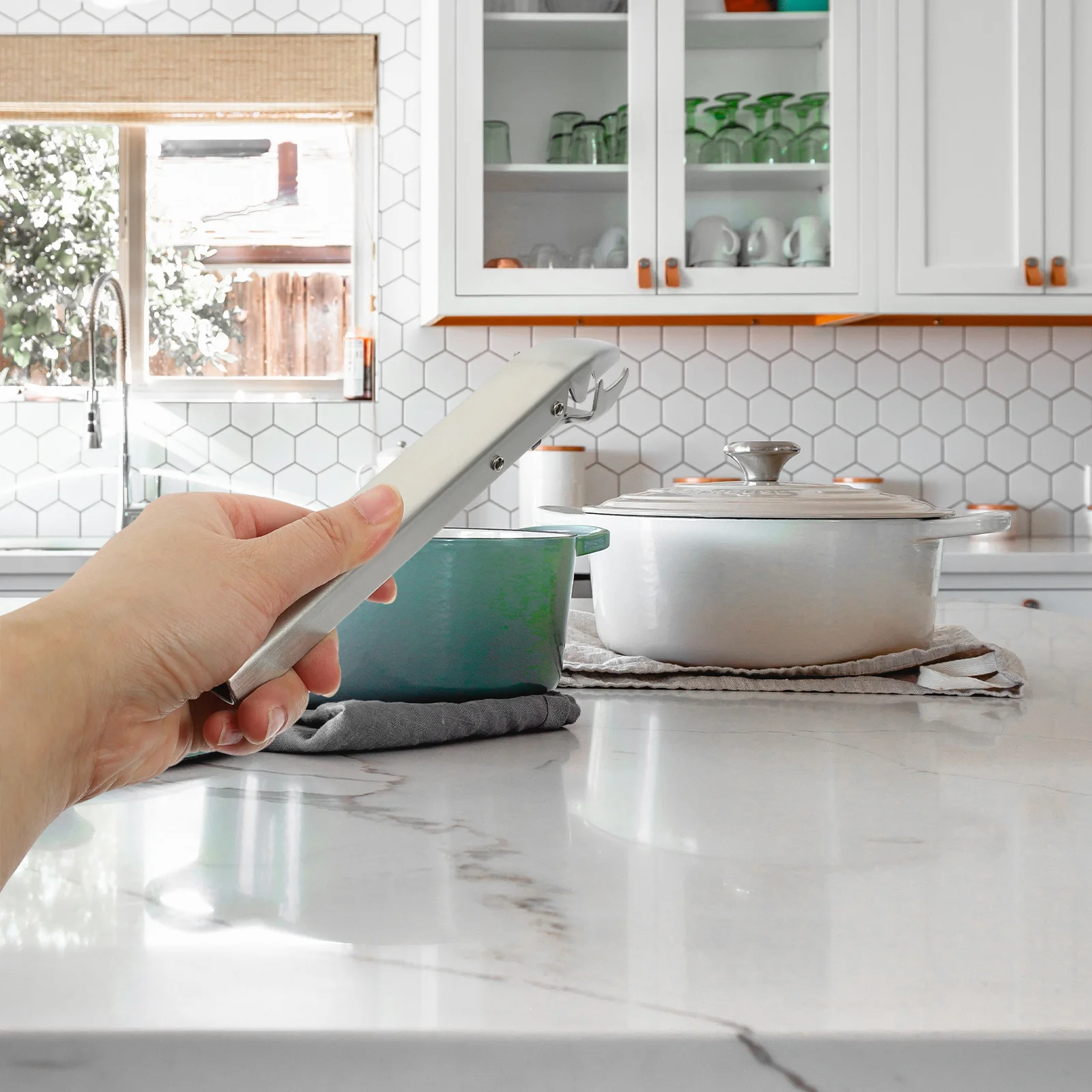 

Anti-scald Bowl Portable Hot Plate Clamp Holder Pizza Pan Gripper Stainless Steel Anti-scalding Dishes Clip Household