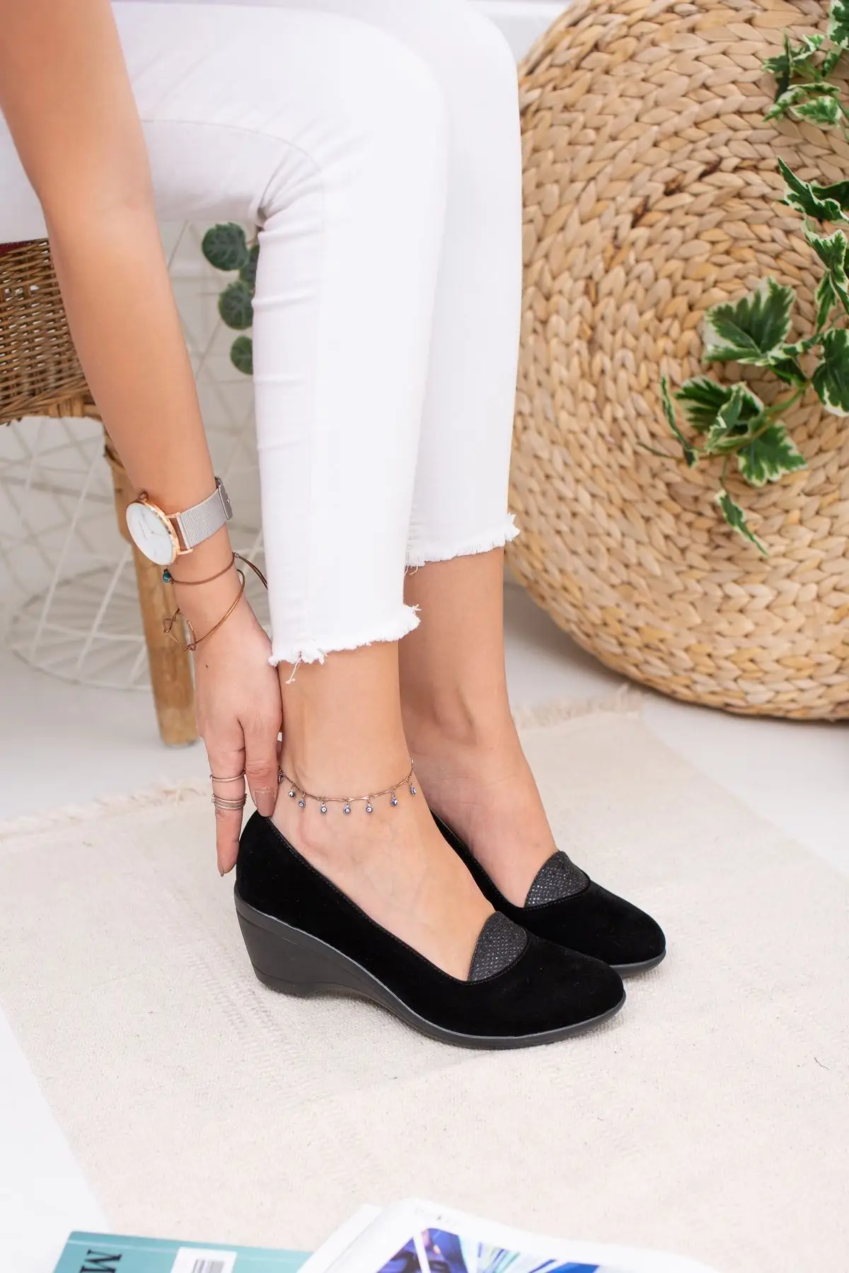 

2021 Ladies Pumps Elephants floor tongue silvery women shoes New Fashion Elegant Stylish Lady Hot Party Designer Women Pumps Shoes