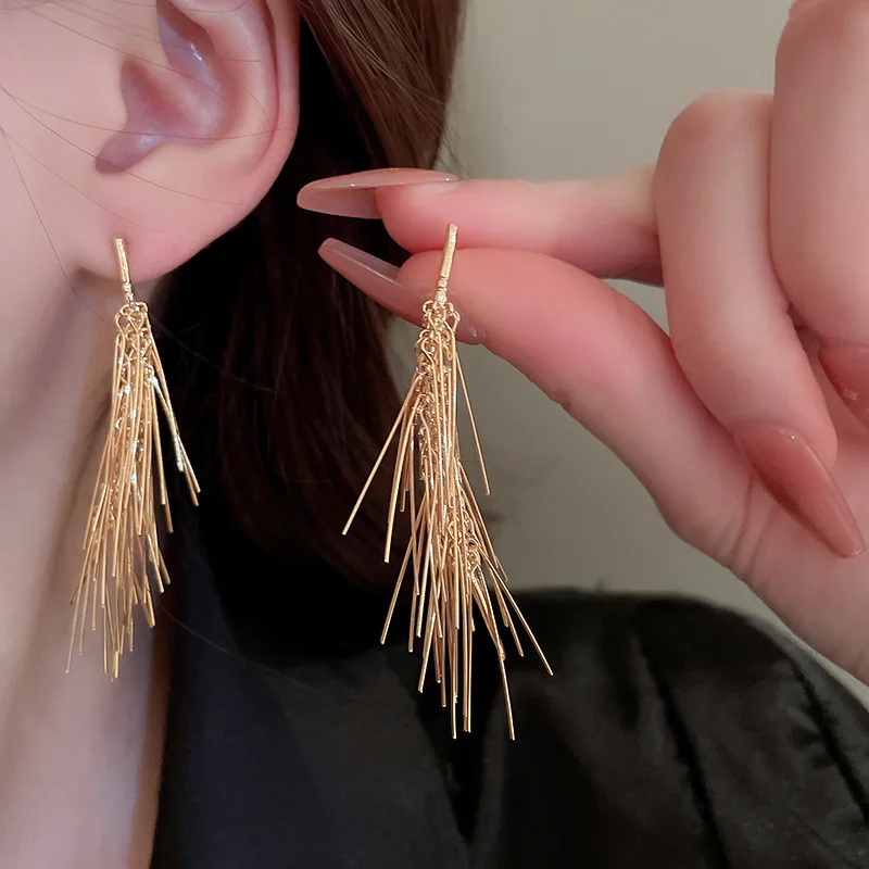 

Silver needle wheat ear earrings metal cold wind earrings personality exaggerated earrings