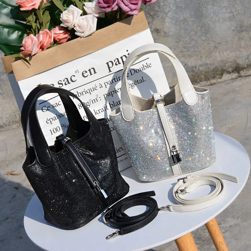 

2022 New Full Rhinestone Mummy Bag Niche Diamond-Embedded Platinum Bucket Bag Rhinestone Tote Shoulder Handbags for Women