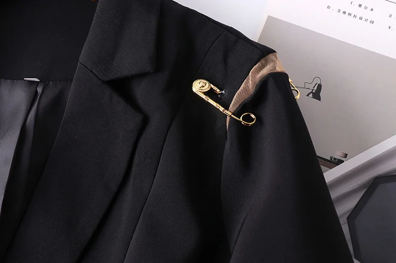 Spring New Blazer Shoulder Mesh Gauze Stitching Pin Decoration Long Sleeved Single Button Slim Black Suit Jacket Women
