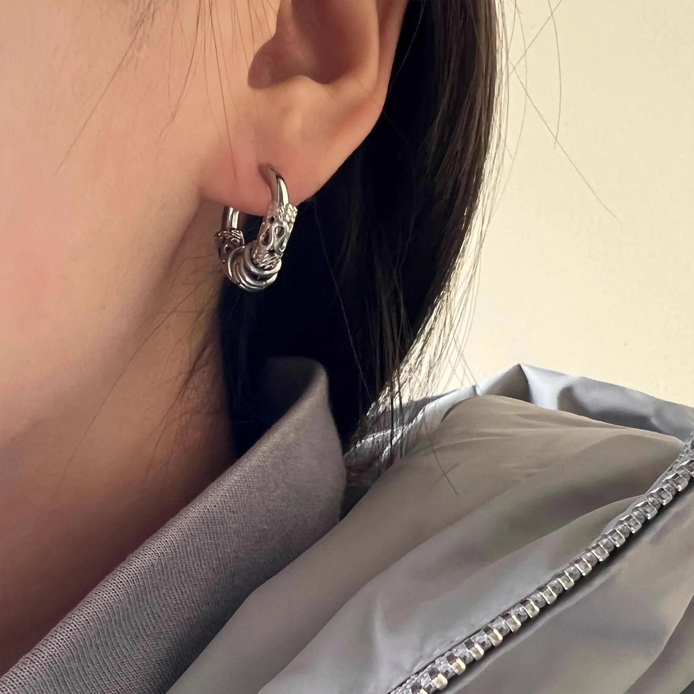 1pcs Classic Stainless Steel Hoop Earrings for Men Hip Hop Earring for Women Dragon Pattern Earrings Punk Gothic Jewelry Gift