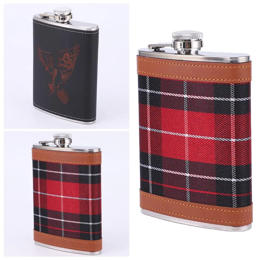 Hip Flask Stainless Steel Whiskey Flask Portable Small Whiskey Wine Pot Bar Accessory