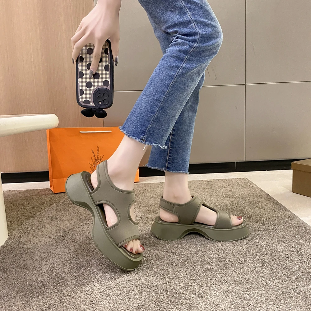 

Muffin platform sandals women's summer 2023 new European elastic cloth sports leisure everything beach Roman shoes