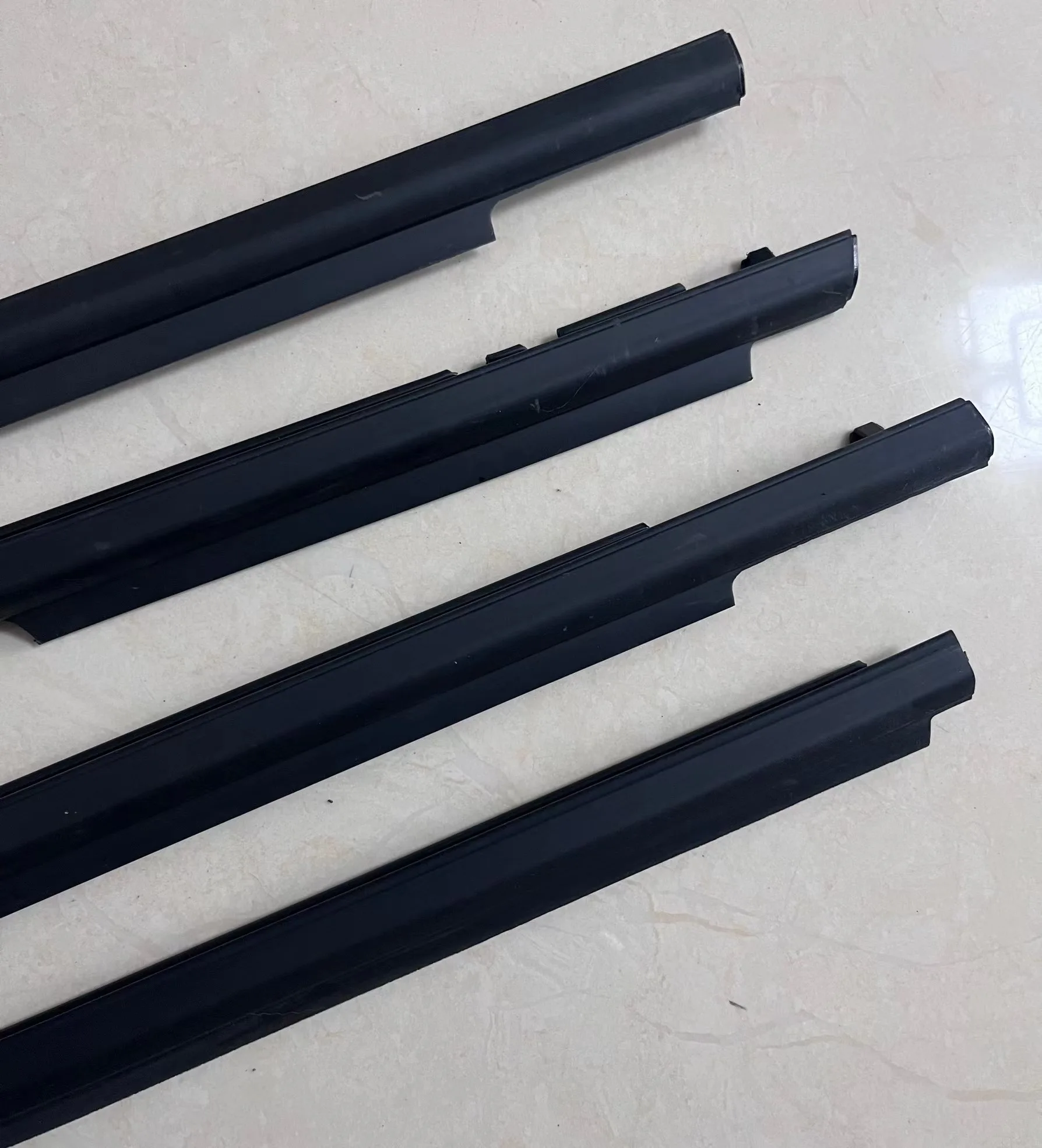 

Уплотнитель для окна и двери сменный уплотнитель для наружного окна для Toyota Corolla 2009-2012 7572002210 7573012300, аксессуары