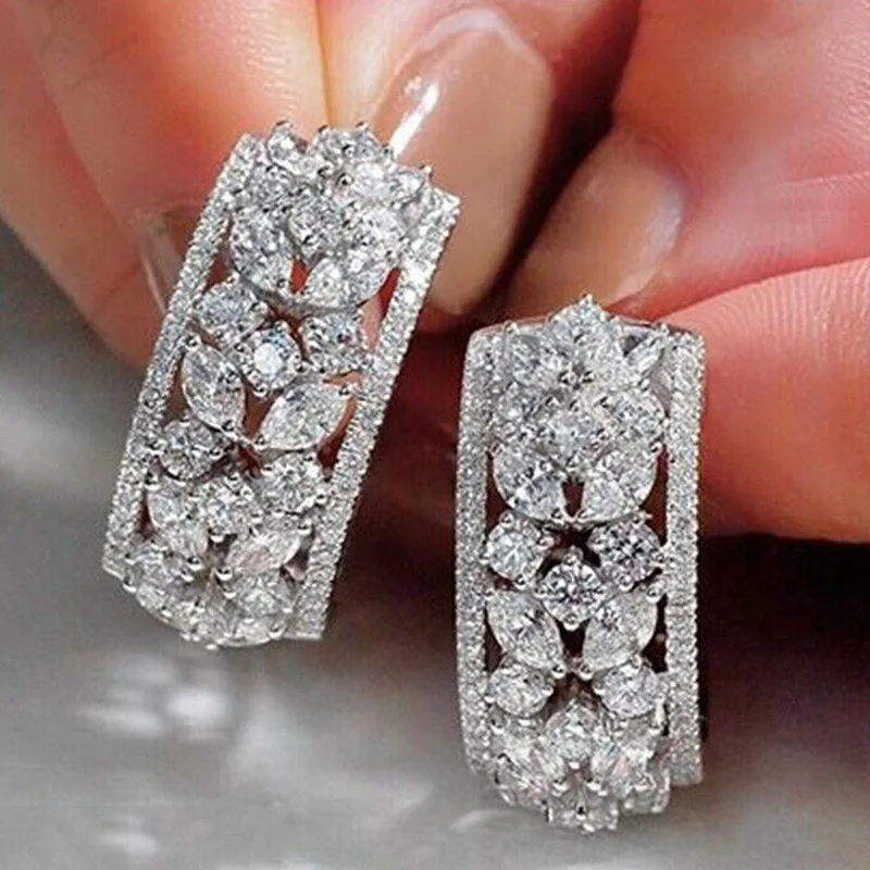 

Brilliant White Cubic Zircon Hoop Earrings for Women Charm Bridal Wedding Banquet Party Jewelry Anniversary Gift Luxury Earrings