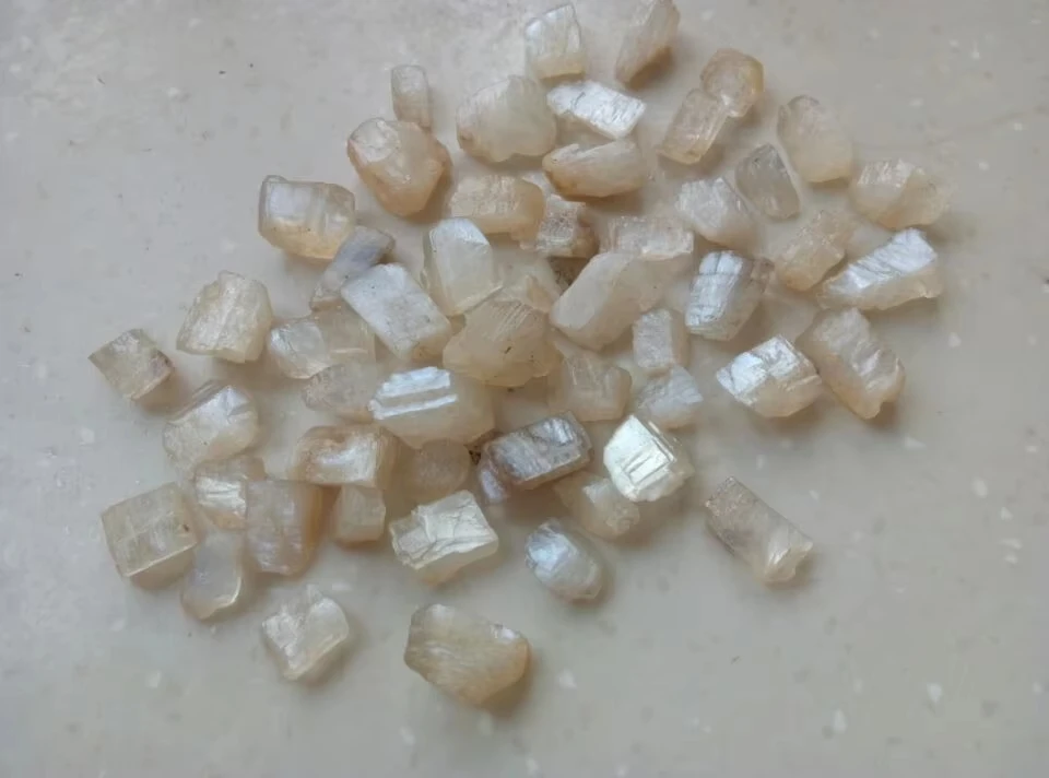 

Радужный лунный камень BASILOSAURUS