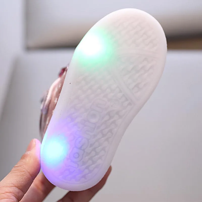 Мультяшные кроссовки для девочек милая светящаяся обувь принцессы нескользящая