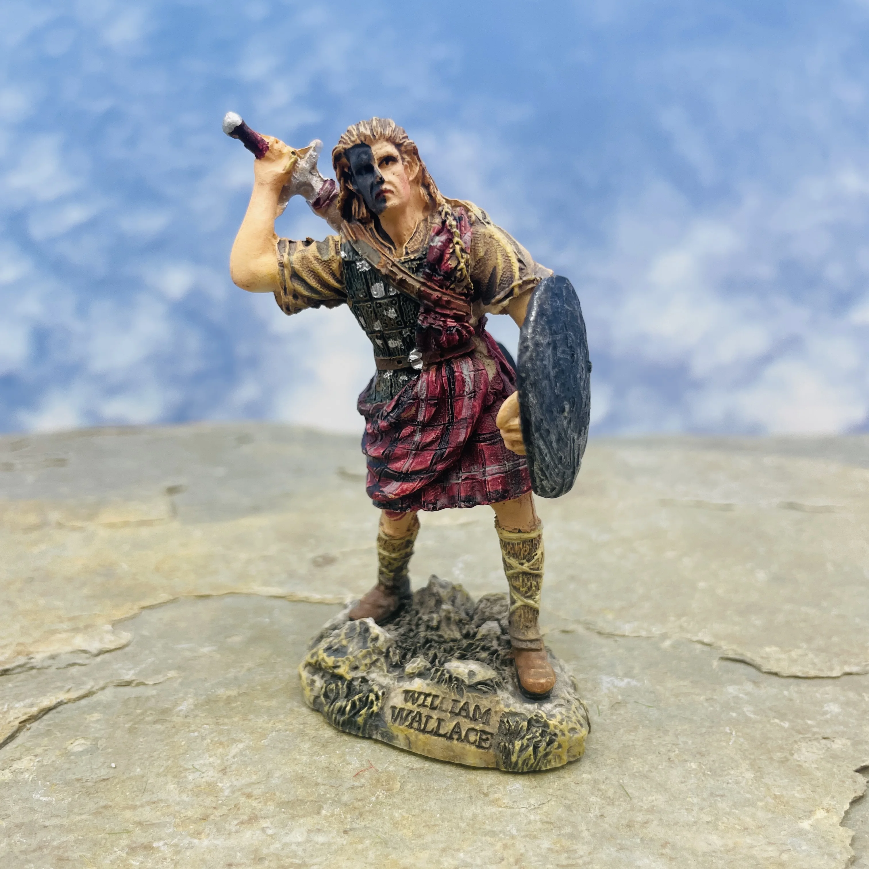 Миниатюрные статуи волынщика из смолы