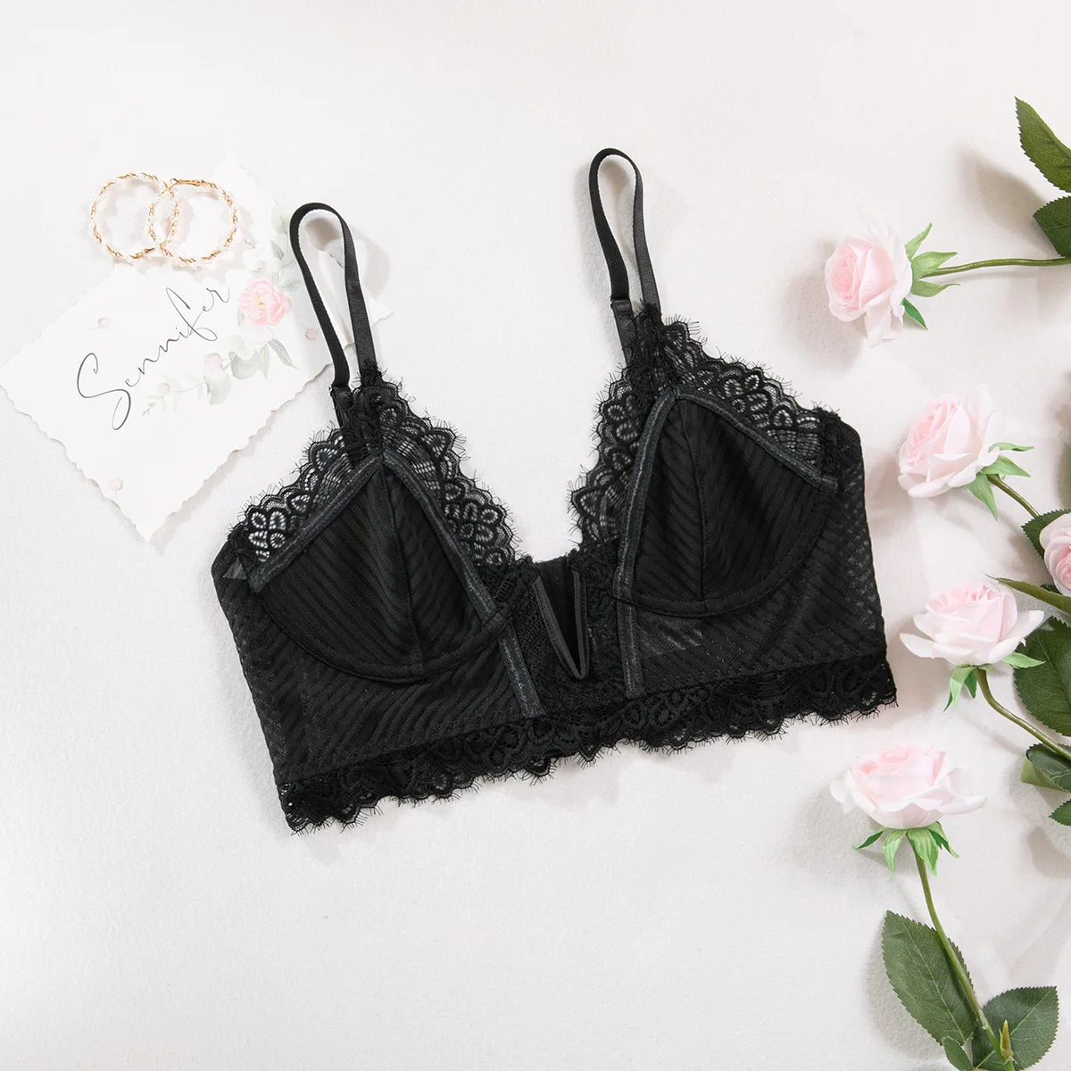 INS New Sexy Deep V-neck Suspender French Lace Underwire Bottoming Bra