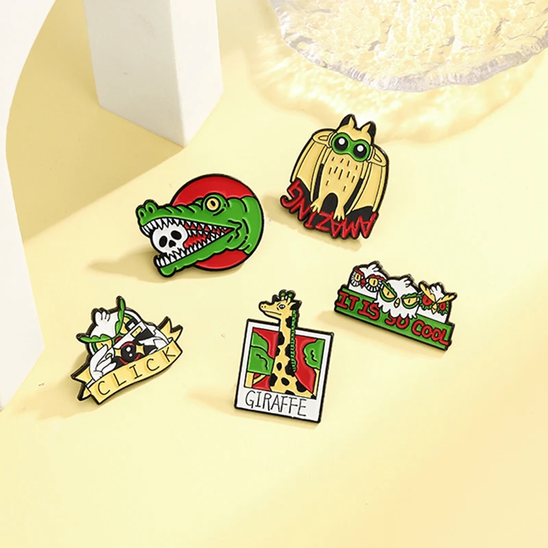 Эмалированная брошь в виде маленького животного на заказ значок лацкан сумки