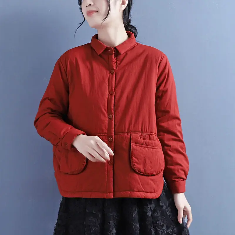 Женская короткая стеганая куртка в китайском стиле, Повседневная Свободная стеганая куртка с хлопковым отложным воротником и двумя карманами, в стиле ретро, Осень-зима 2023, T2007