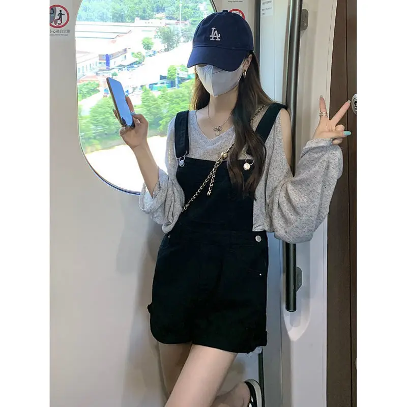 Two-piece set of denim backpack pants female college style Hong Kong chic hole rolled wide leg shorts long-sleeved